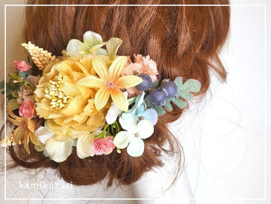 高級造花専門店アンクラフトは１級フラワー装飾技能士がアーティフィシャルフラワー（造花）を使用し、ご希望のアレンジメント、髪飾り、ブーケをオーダーメイドで制作致します。結婚記念日やお見舞いの花、花言葉に合わせたお花の贈り物や開店花、待合室用、応接用花、個性的な髪飾りや派手な花、大人可愛い、おしゃれなバラなどどんなオーダーでもお気軽にお問い合わせください。大阪、兵庫県、関西からアクセスが簡単。