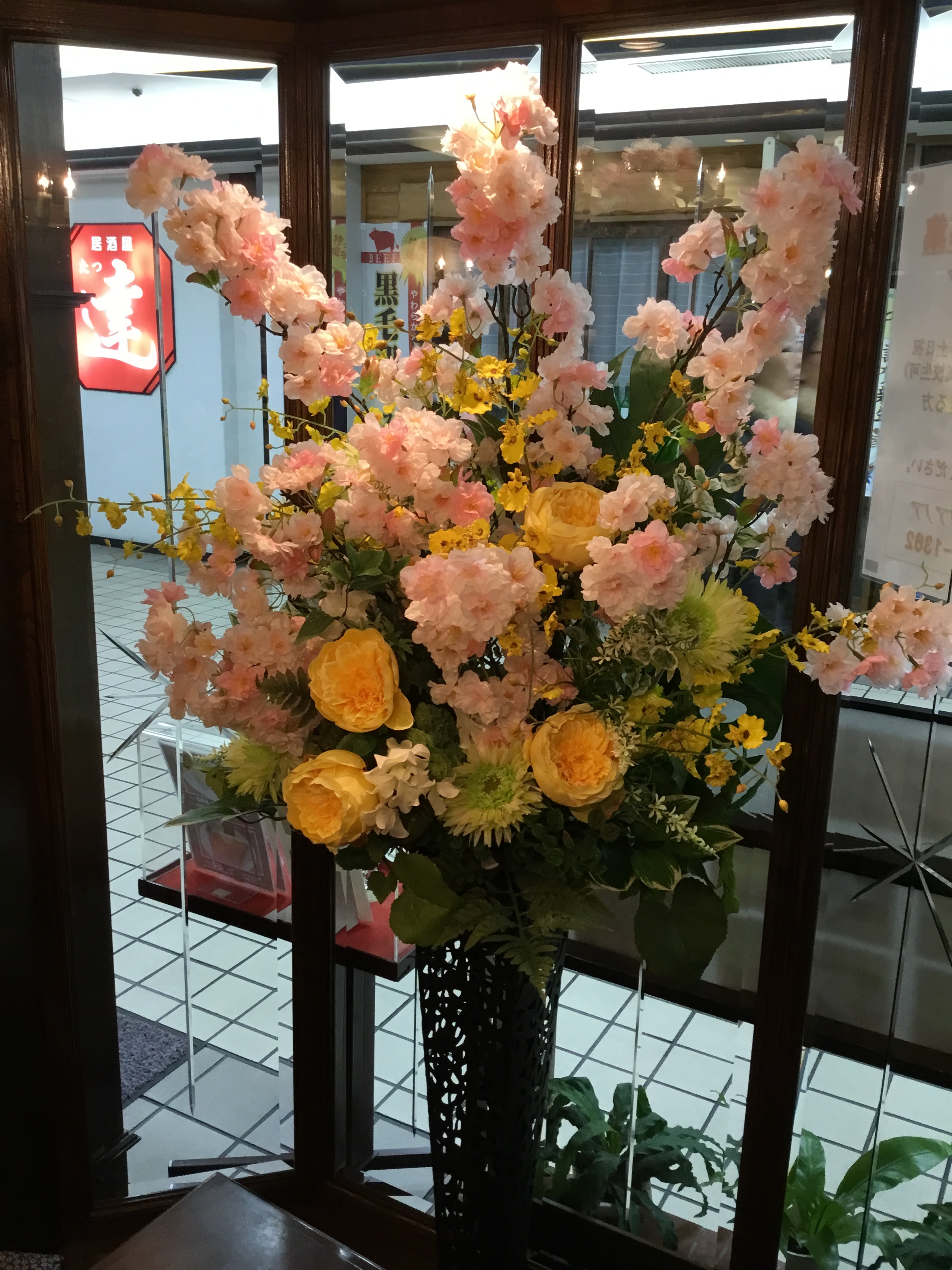 店舗装飾　お花　アーティフィシャルフラワー　造花