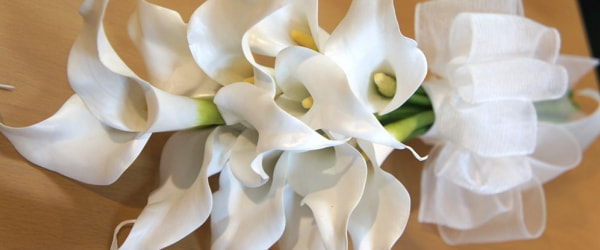 カラーのクラッチブーケ　オーダーメイド