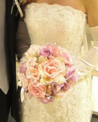 アーティフィシャルフラワーブーケです。ブーケはオーダーメイドでお作りしております