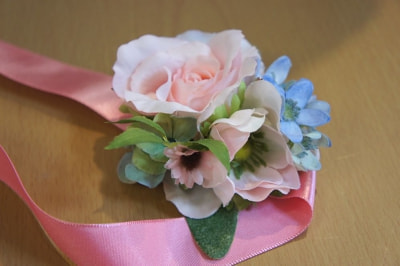 フラワーブレスレット