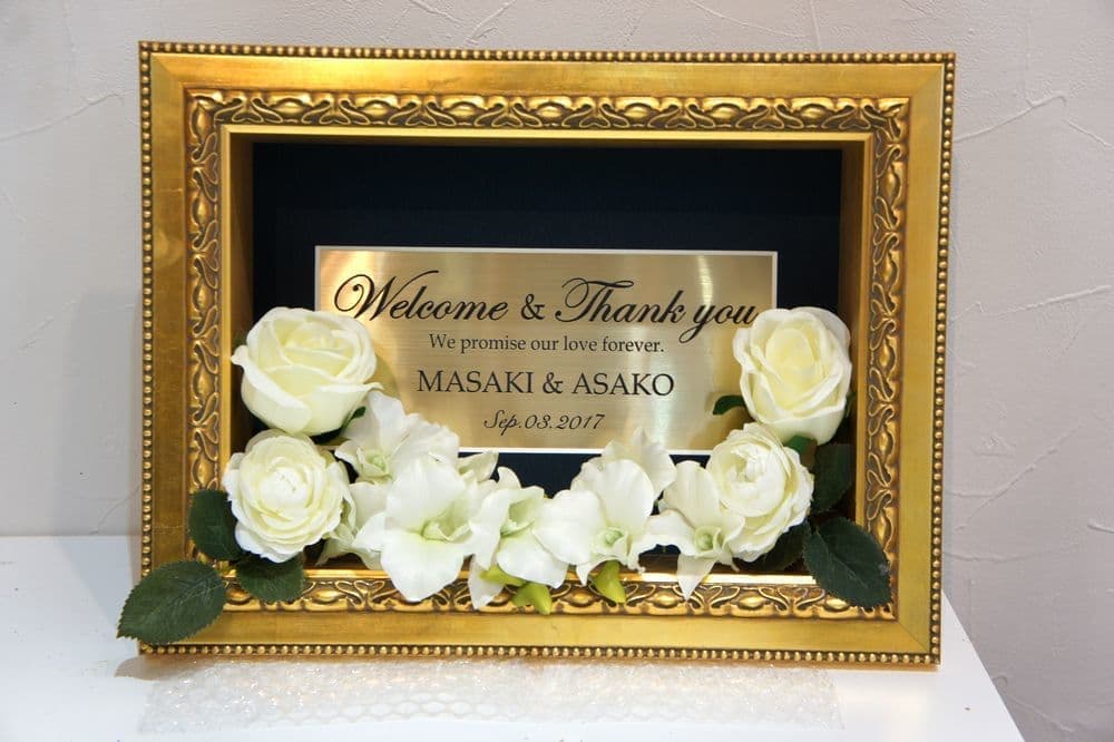 アンクラフトの花教室は超初心者様向けの1DAYレッスン。アーティフィシャルフラワーやお花を触った事の無い方・未経験の方専門なので大丈夫です。好きなお花を選んでアレンジメント、ブーケ、リース、壁掛け、花束など好きな作品を作りましょう。お祝いやご自宅用、記念日にも喜ばれます。国家資格を持つプロがマンツーマンで指導。２時間完結の造花のレッスンです。大阪、兵庫県、関西からでもアクセスOK。