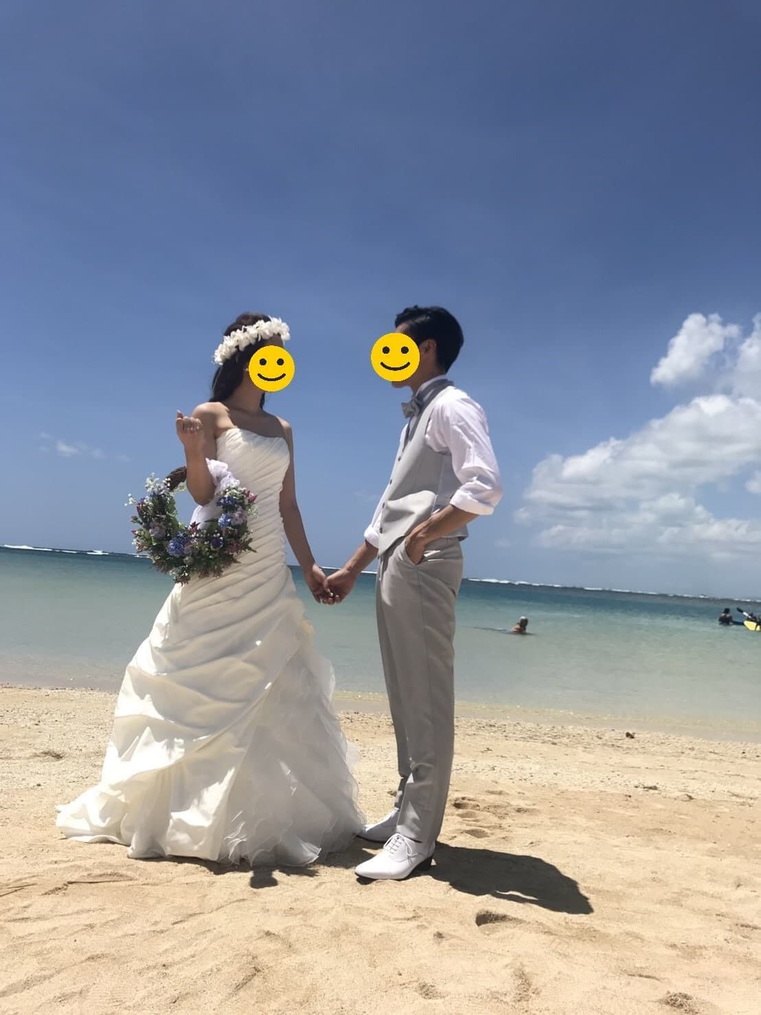 アンクラフトの花教室は超初心者様向けの1DAYレッスン。アーティフィシャルフラワーやお花を触った事の無い方・未経験の方専門なので大丈夫です。好きなお花を選んでアレンジメント、ブーケ、リース、壁掛け、花束など好きな作品を作りましょう。お祝いやご自宅用、記念日にも喜ばれます。国家資格を持つプロがマンツーマンで指導。２時間完結の造花のレッスンです。大阪、兵庫県、関西からでもアクセスOK。