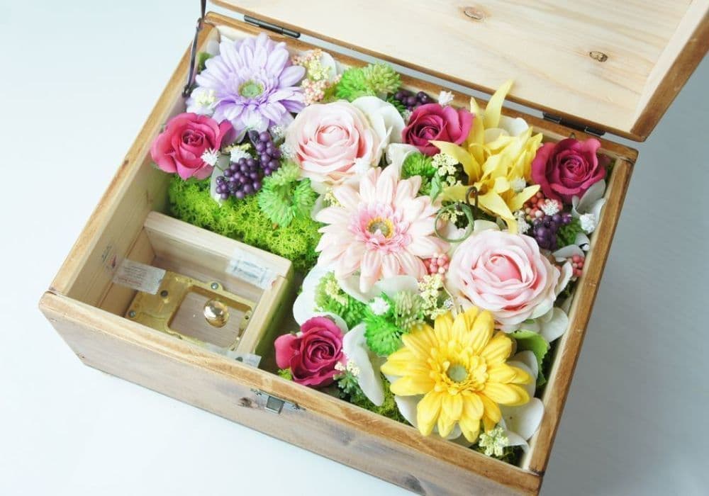 オルゴールBOXアレンジ　造花　オーダーメイド　西宮市
