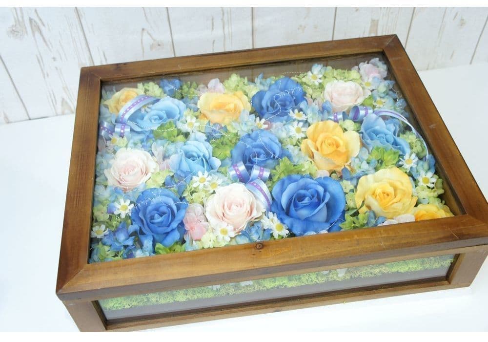 バラのBOXアレンジ　造花　オーダーメイド　西宮市
