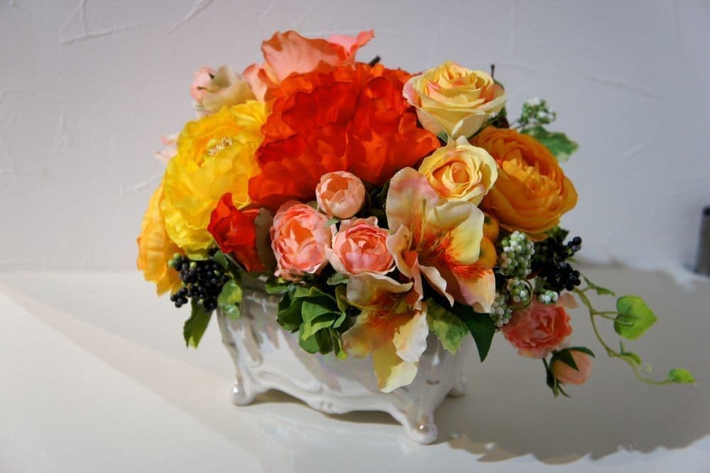 お誕生日のお花　オーダーメイド承ります。　白寿の御祝　アーティフィシャルフラワー　高級造花専門店　オーダーメイド　アンクラフト　国家資格1級　大阪　関西　兵庫県