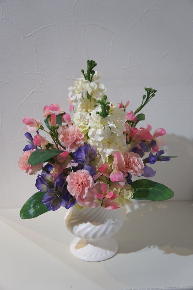 ストック・スイトピー・カーネーションのアレンジメント　アーティフィシャルフラワー　高級造花専門店　オーダーメイド　アンクラフト　国家資格1級　大阪　関西　兵庫県