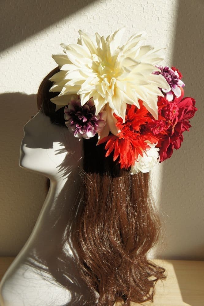 成人式用髪飾り　アーティフィシャルフラワー　オーダーメイド承ります。