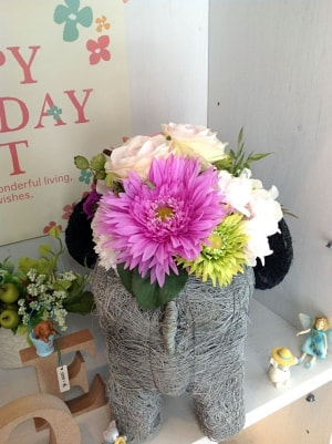 アーティフィシャルフラワー　高級造花専門店　オーダーメイド　アンクラフト　国家資格1級　大阪　関西　兵庫県