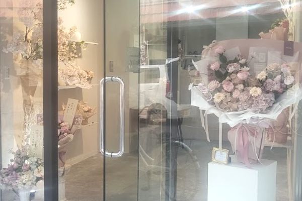 高級造花　ブーケ　西宮市　見積もり無料