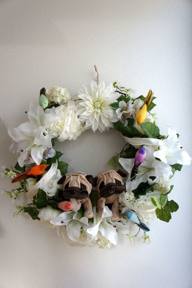 高級造花専門店アンクラフトは１級フラワー装飾技能士がアーティフィシャルフラワー（造花）でアレンジメント、成人式髪飾り、花の資材・材料を取り揃えオーダーメイドで制作造花販売店。結婚記念日やお見舞い、花言葉に合わせた贈り物や開店花、待合室用、応接用花、個性的、大人可愛い等、お悩みの方はお問い合わせください。阪神電車、鳴尾・武庫川女子大駅。大阪、兵庫県、関西、西宮の隠れ家地下１階店舗です。