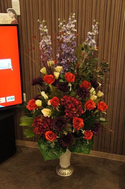 お店の開店のお花　アーティフィシャルフラワー（造花）